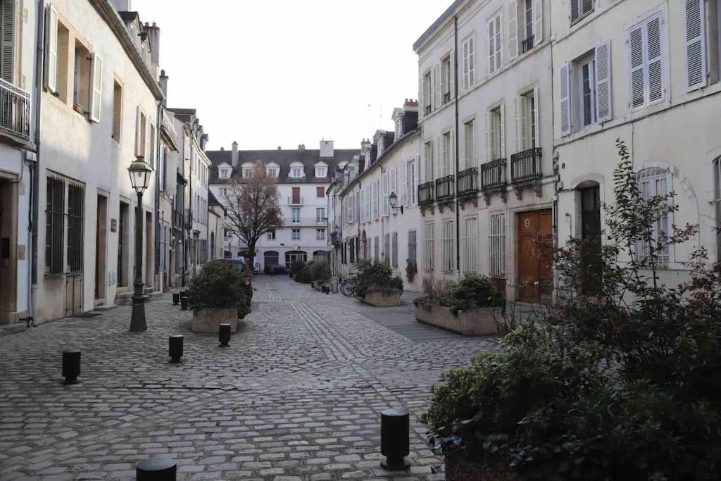L' Alcove- Confort Charme Downtown Dijon Extérieur photo